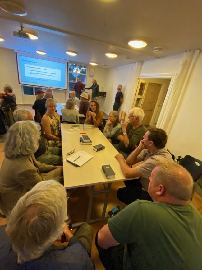 Debat og dialog mellem nye og gamle